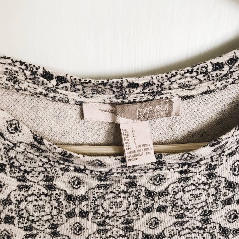 Crop Top - Picture 3 of 4